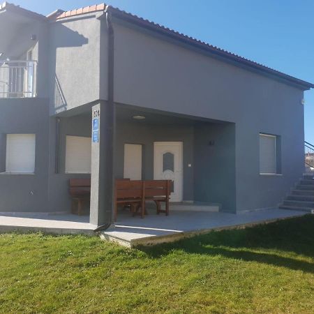 Apartment Luca Pula Exterior photo